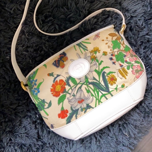 Gucci Handbags - Gucci Floral Printed Bag